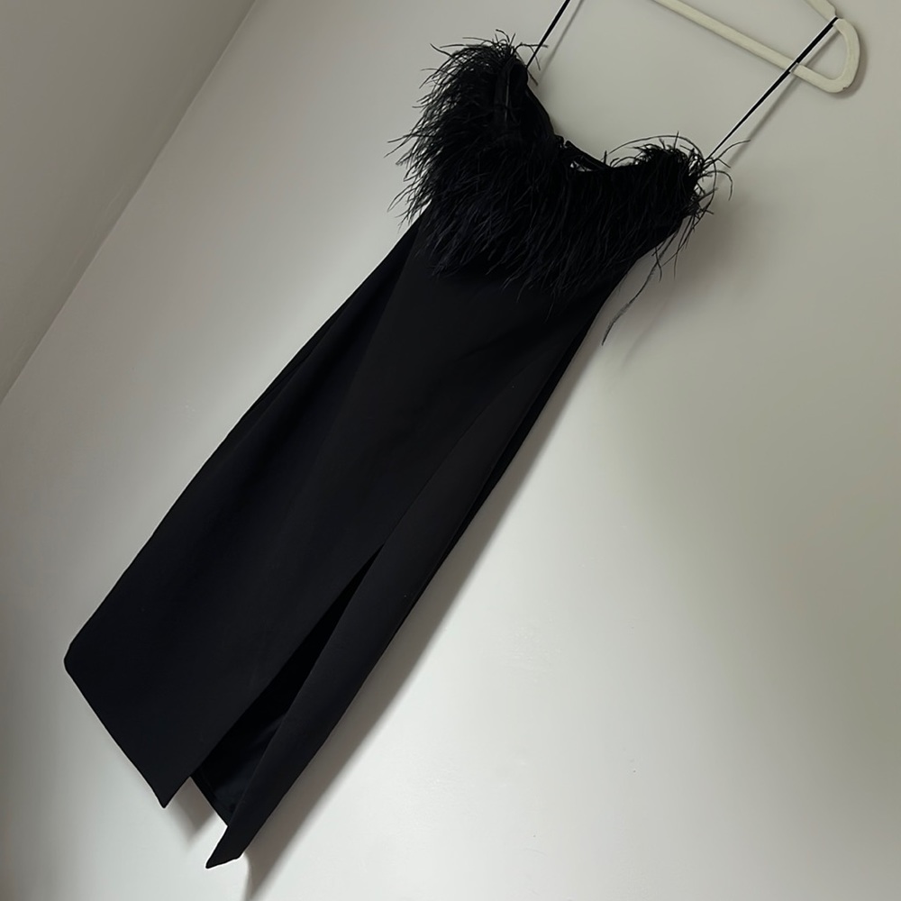 Black dress - Picture 3 of 9